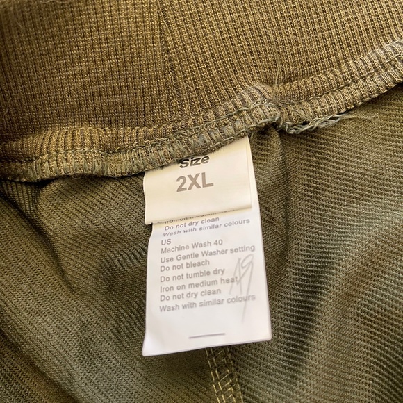 JUSTSUN MENS SHORTS - Picture 4 of 4